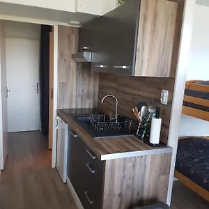 4 Personnes Au Pied Des Pistes. Appartement